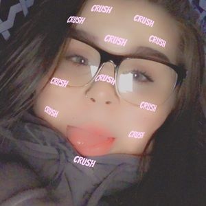 Meet your Posher, Devin